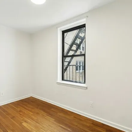 Image 5 - 649 Second Ave Unit 4H, New York, 10016 - Apartment for sale