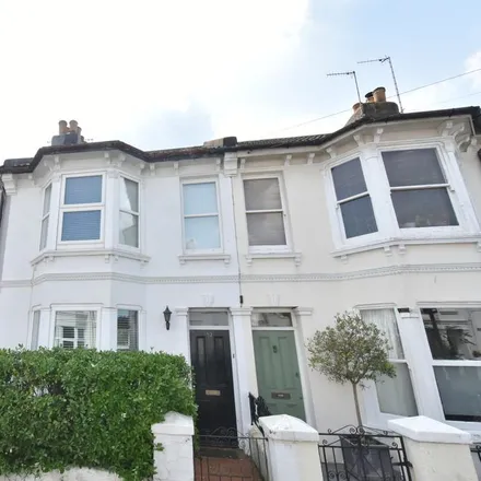 Rent this 2 bed townhouse on Byron Street in Hove, BN3 5AY