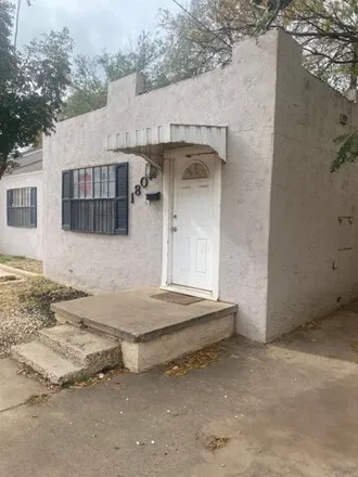 Rent this 1 bed house on MGM Electronics in Avenue V, Lubbock