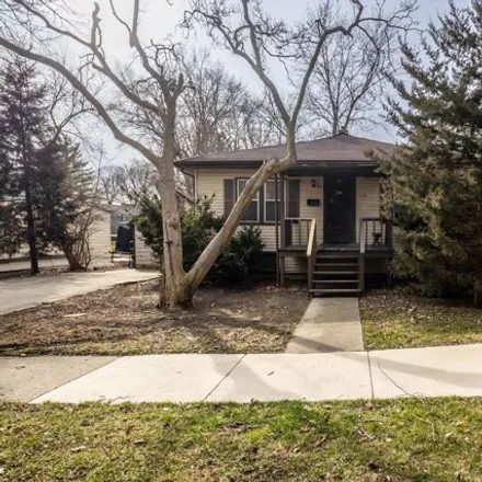 Buy this 4 bed house on 236 North Wilmette Avenue in Westmont, IL 60559