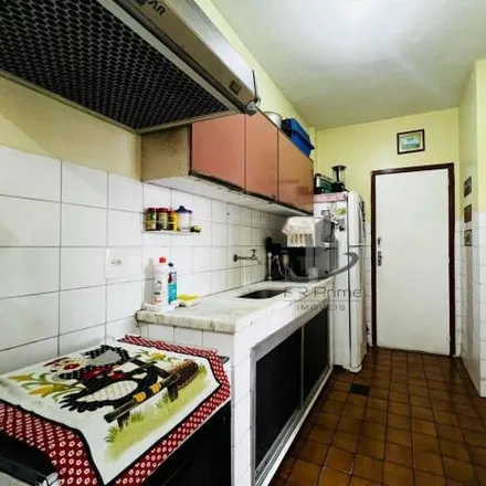 Buy this 2 bed apartment on Rua Luiz Alves Pereira in Aterrado, Volta Redonda - RJ