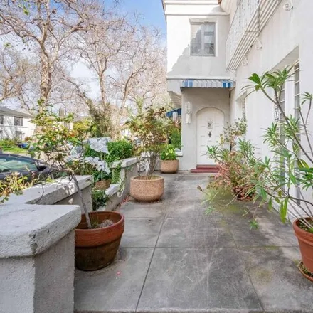 Image 4 - 6506 West 6th Street, Los Angeles, CA 90048, USA - House for sale