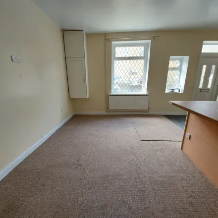 Image 9 - Lidget Place, Bradford, BD7 2LR, United Kingdom - Townhouse for rent