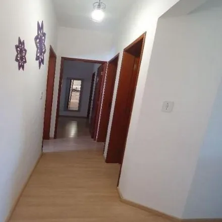 Buy this 3 bed apartment on Rua Evandro Milanton in Independência, Taubaté - SP