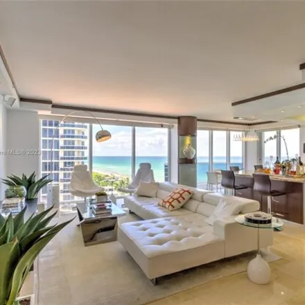 Rent this 3 bed condo on Green Diamond Condominium in 4775 Collins Avenue, Miami Beach