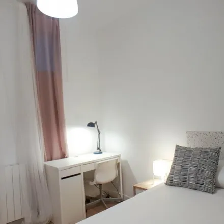 Rent this 7 bed room on Gran Via de les Corts Catalanes in 515, 08001 Barcelona