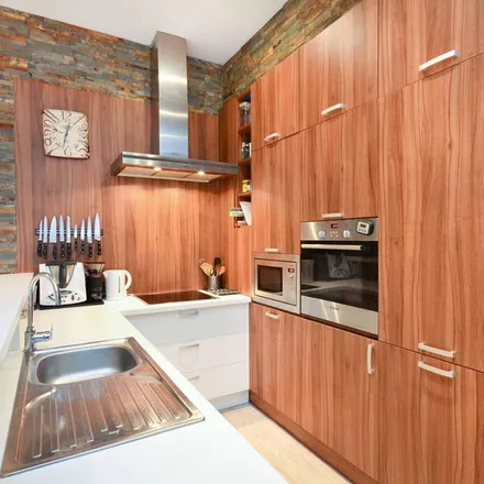 Rent this 1 bed apartment on 99 Cambridge Street in London, SW1V 4QS