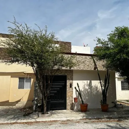 Rent this 4 bed house on unnamed road in Privada Jardín, 67280