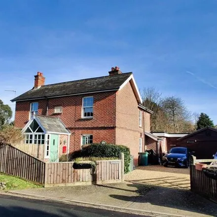 Buy this 5 bed house on High Street in Whitwell, PO38 2PY