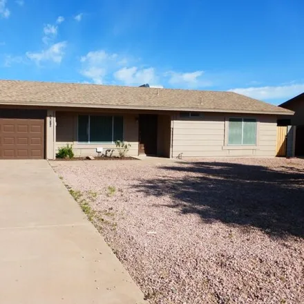 Buy this 2 bed house on 4800 East Navajo Circle in Phoenix, AZ 85044