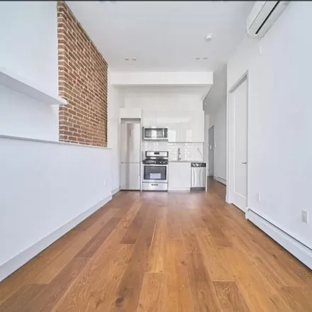 Image 4 - 1308 Pacific Street, New York, NY 11216, USA - House for rent