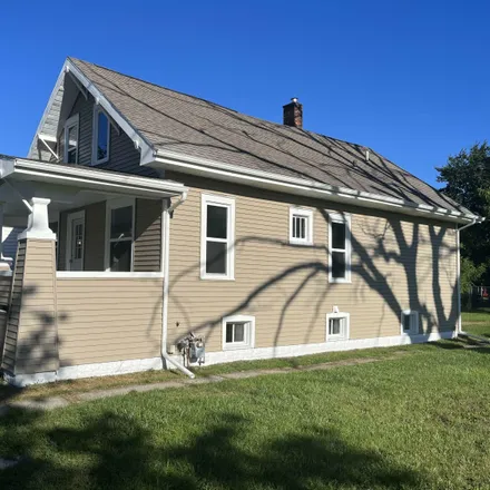 Buy this 4 bed house on 440 Orchard Avenue in Muskegon, MI 49442