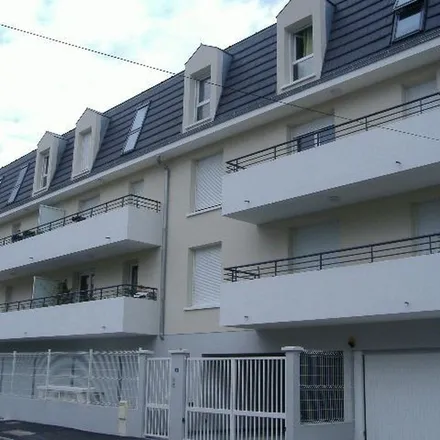 Rent this 2 bed apartment on 14 Avenue du Jura in 77270 Villeparisis, France