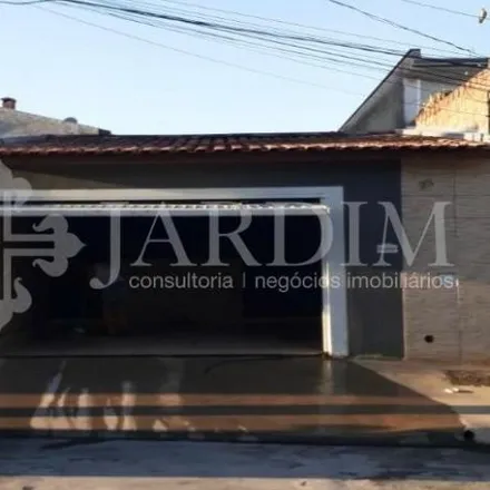 Buy this 2 bed house on Rua Valinhos in Parque Residencial Piracicaba, Piracicaba - SP