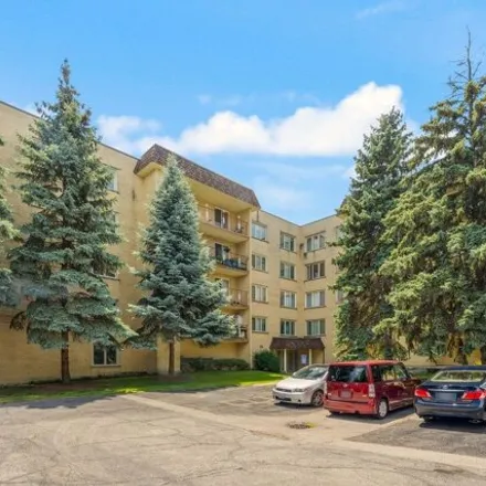 Buy this 2 bed condo on 4106 N Narragansett Ave Apt 209 in Chicago, Illinois