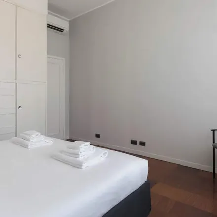 Image 5 - Milan, Italy - Apartment for rent