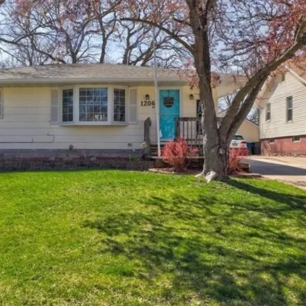Buy this 3 bed house on 1222 Oak Park Avenue in Des Moines, IA 50313