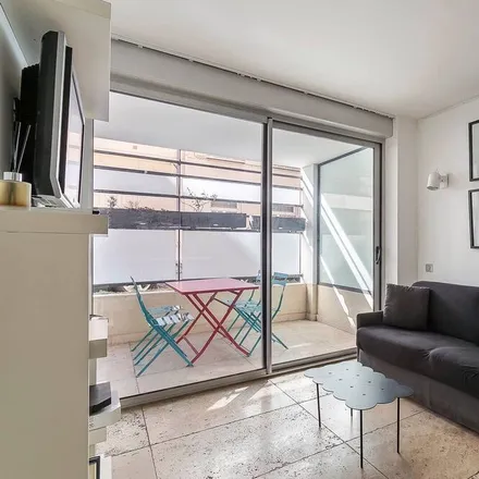 Rent this 1 bed apartment on Orpi Agence Du Boulevard Immo Lyon 4Eme in Boulevard de la Croix-Rousse, 69004 Lyon