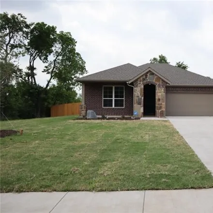 Rent this 4 bed house on 2205 Church Street in Greenville, TX 75401