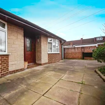Buy this 2 bed house on Penshurst Avenue in London, DA15 9EY