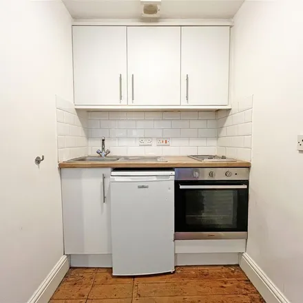 Rent this 1 bed apartment on 1 Hamilton Road in Nottingham, NG5 1AU