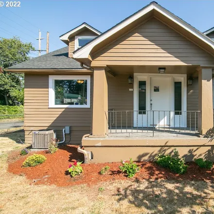 Buy this 3 bed house on 131 North Russet Street in Portland, OR 97217