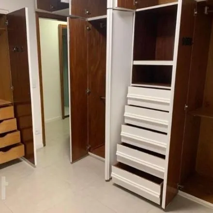Buy this 3 bed apartment on Rua Maratona in Campo Belo, Região Geográfica Intermediária de São Paulo - SP
