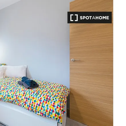 Rent this 3 bed room on Orpea Bilbao Zabalbide in Zabalbide kalea, 110