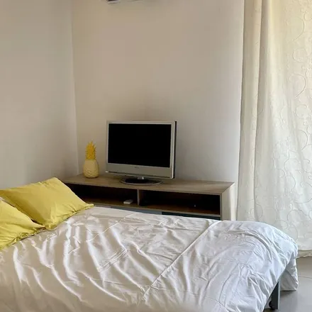 Rent this studio apartment on Ajaccio in South Corsica, France