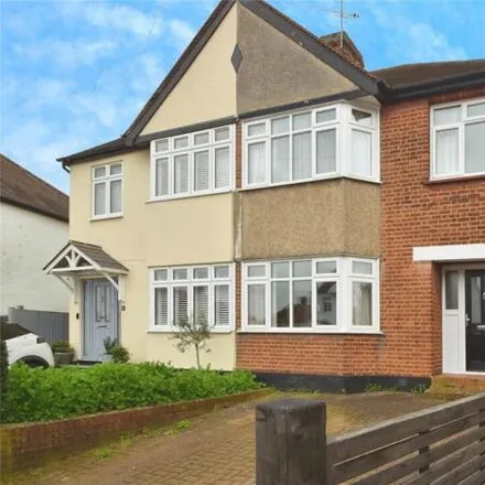Buy this 3 bed duplex on Burns Crescent in Chelmsford, CM2 0TS