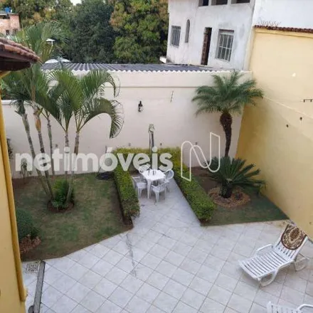 Buy this 5 bed house on Rua Doutor Miguel Gontijo in Planalto, Belo Horizonte - MG