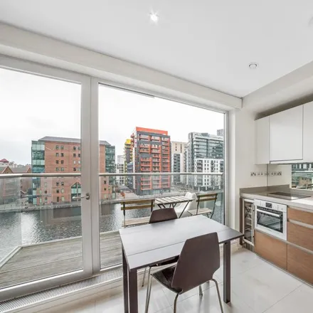 Image 2 - Baltimore Wharf, Millwall, London, E14 9FD, United Kingdom - Apartment for rent