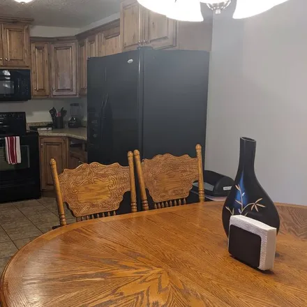 Rent this 3 bed condo on Payson in UT, 84651