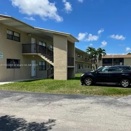 Buy this 2 bed condo on 10350 Southwest 220th Street in Cutler Bay, FL 33190