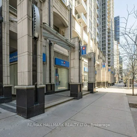 Image 4 - Pizza Pizza, 761 Bay Street, Old Toronto, ON M5G 1N8, Canada - Apartment for rent