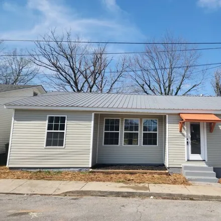 Buy this 4 bed house on 209 Carroll Avenue in Lawrenceburg, TN 38464