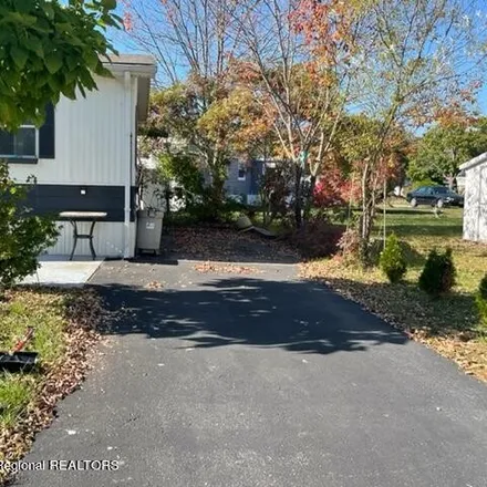 Image 3 - 44 Panda Lane, Pine Ridge at Crestwood, Manchester Township, NJ 08759, USA - House for sale