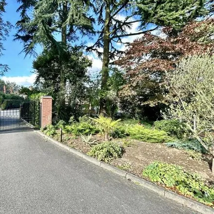 Image 2 - Olton Golf Course, Henley Crescent, Ulverley Green, B91 2JD, United Kingdom - Apartment for sale