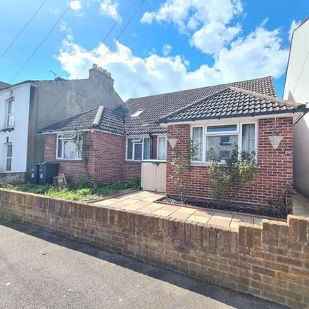 Buy this 3 bed duplex on Prince Alfred Street in Gosport, PO12 1QJ