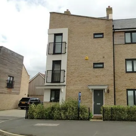 Rent this 1 bed house on 89 Chieftain Way in Cambridge, CB4 2EF