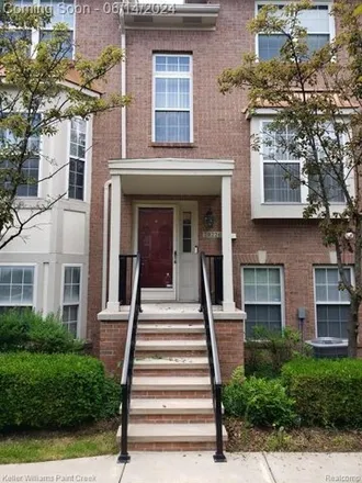 Buy this 3 bed condo on 20226 Rodeo Ct in Southfield, Michigan
