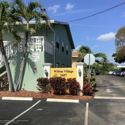 Buy this 2 bed condo on 698 Northeast 27th Street in Wilton Manors, FL 33334