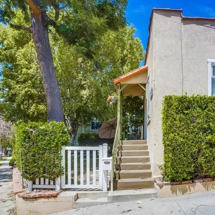 Image 5 - 8571 Rugby Drive, West Hollywood, CA 90069, USA - House for sale