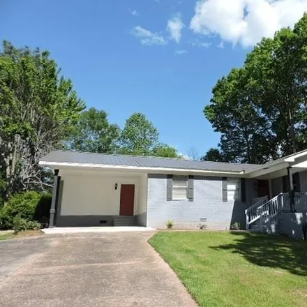 Buy this 3 bed house on Tanner Medical Center/East Alabama in 1032 South Main Street, Wedowee