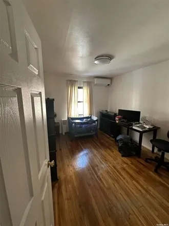 Image 5 - 65-51 Booth Street, New York, NY 11374, USA - Apartment for rent