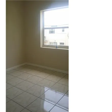 Image 6 - 474 Northwest 84th Street, Little River, Miami-Dade County, FL 33150, USA - Townhouse for sale