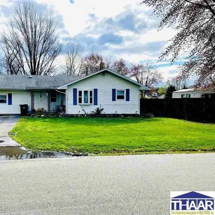 Buy this 4 bed house on 911 North Court Street in Sullivan, IN 47882