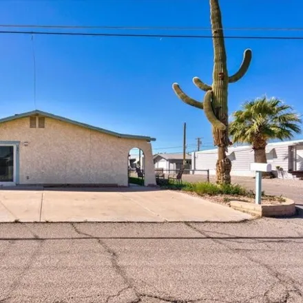 Image 4 - 401 North Moonlight Drive, La Paz County, AZ 85344, USA - House for sale
