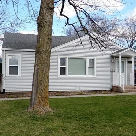 Rent this 3 bed house on 6620 174th St in Tinley Park, Illinois