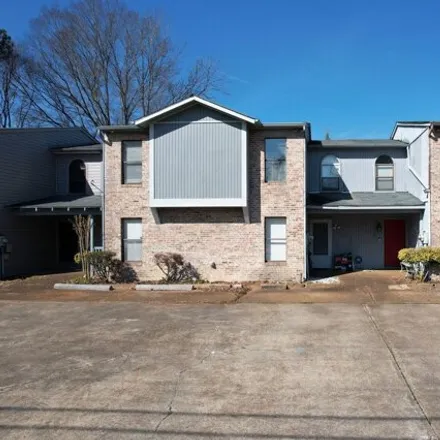 Buy this 2 bed townhouse on 1333 Joiner Rd in Chattanooga, Tennessee